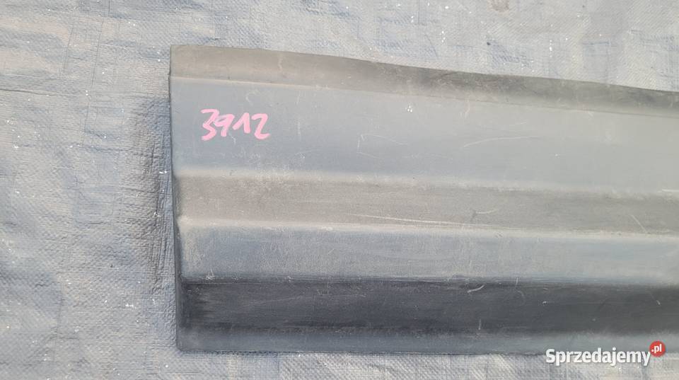 Land Rover Freelander 2 LISTWA DRZWI LEWY PRZÓD osobowe Ruda Śląska