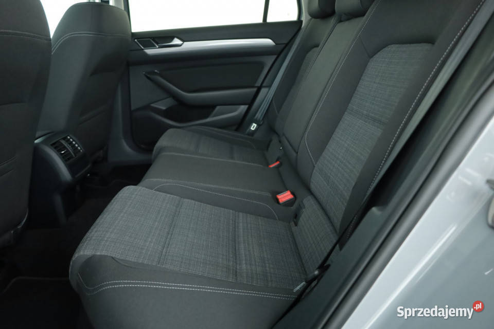 VW Passat 15 TSI czujnik zmierzchu sprzedam