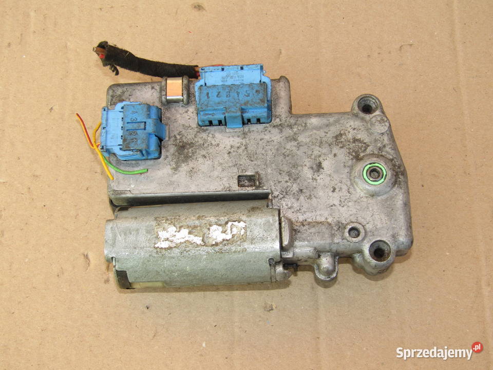 SILNICZEK SZYBERDACHU AUDI A4 B5 9D0959591 Mysłaków