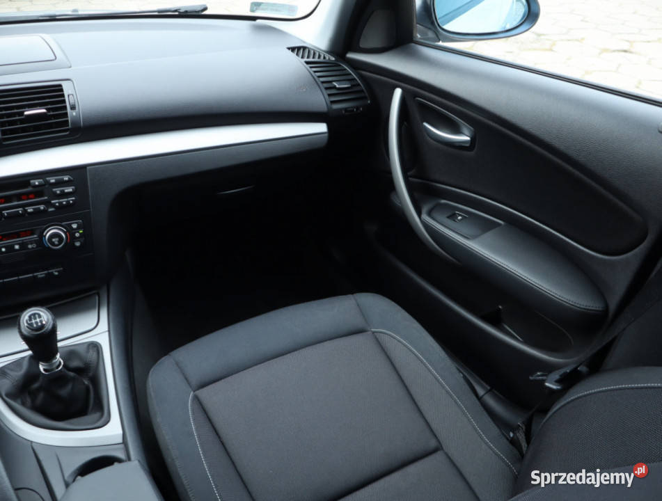 BMW 1 118d srebrny Łódź sprzedam