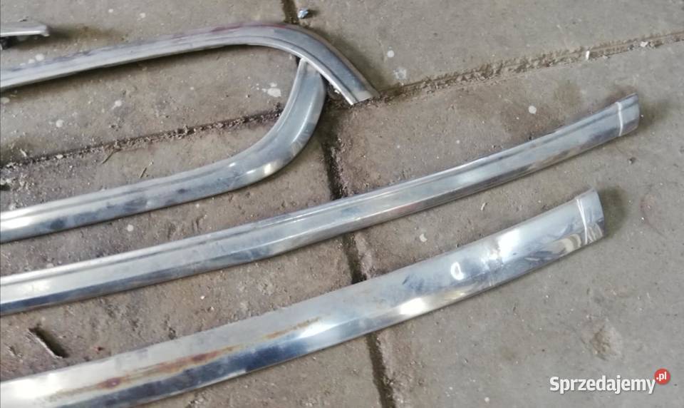 Audi 90 b3 chromowane listwy zderzaków przód i Zagórz