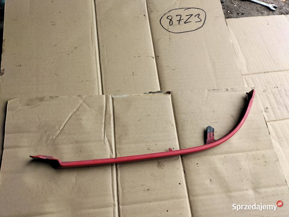 AUDI 80 B4 80B4 BLĘDA POD LAMPĘ LISTWA LISZWA Kamień-Kolonia
