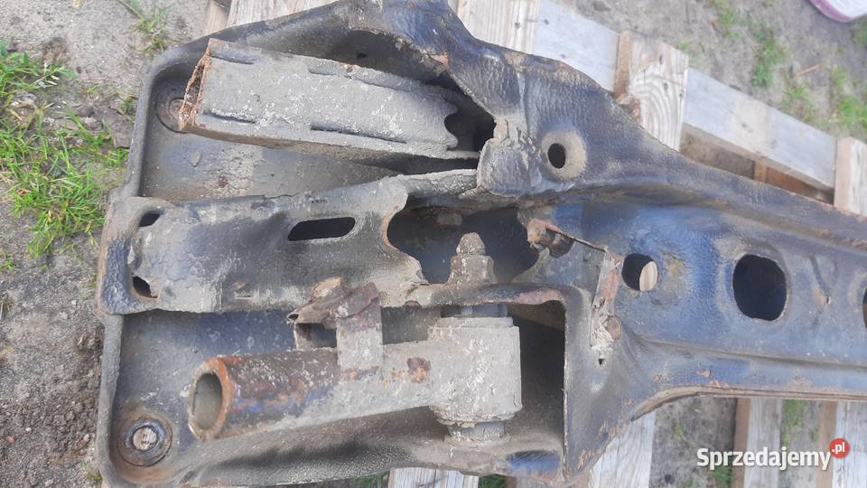 wózek sanki trawers oś tylne tył Mitsubishi Dębno