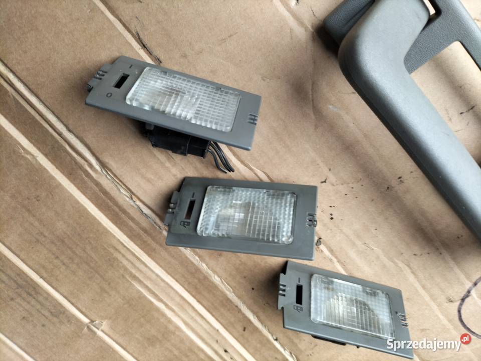 AUDI A3 8L LAMPKA WNĘTRZA KABINY Kamień-Kolonia