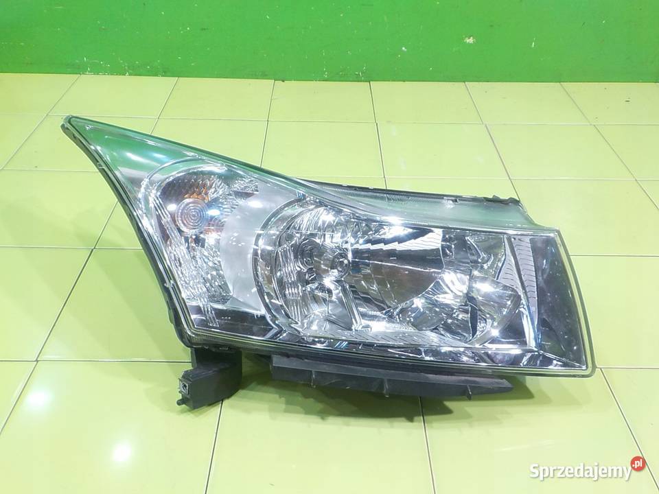 CHEVROLET CRUZE LIFT 17 VCDI 12r lampa prawa Suków