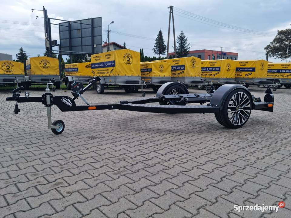 Przyczepa Custom KamCzepka VIP czarna płozo