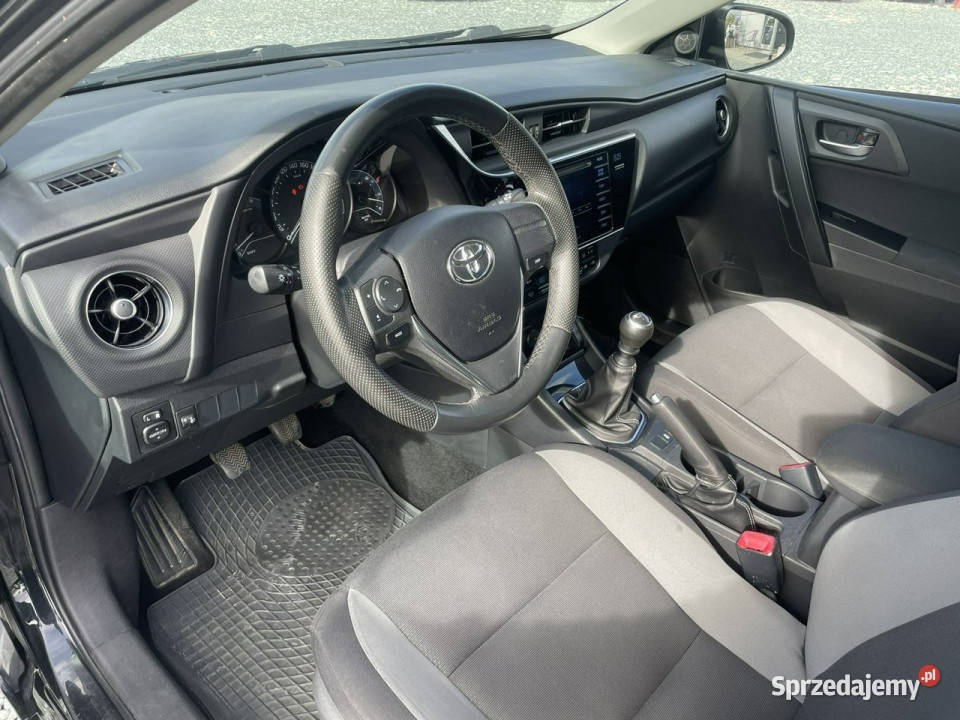 Toyota Auris 16 16V Valvematic 132 Salon kamera Wojkowice sprzedam