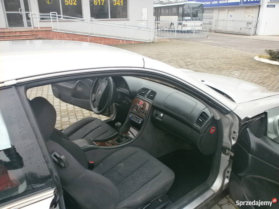 Mercedes Benz CLK 200 sliczny srebrny w ciaglej 200 Brzeg sprzedam