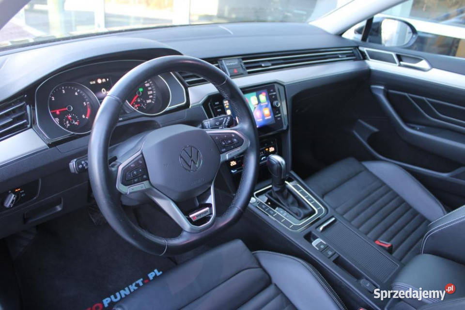 Volkswagen Passat 2023r IQ Light Skóra Hak FV23 Kraków sprzedam