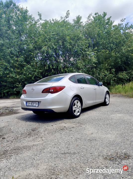 OPEL ASTRA J 14 BENZYNA POLSKI SALON 2013R śląskie