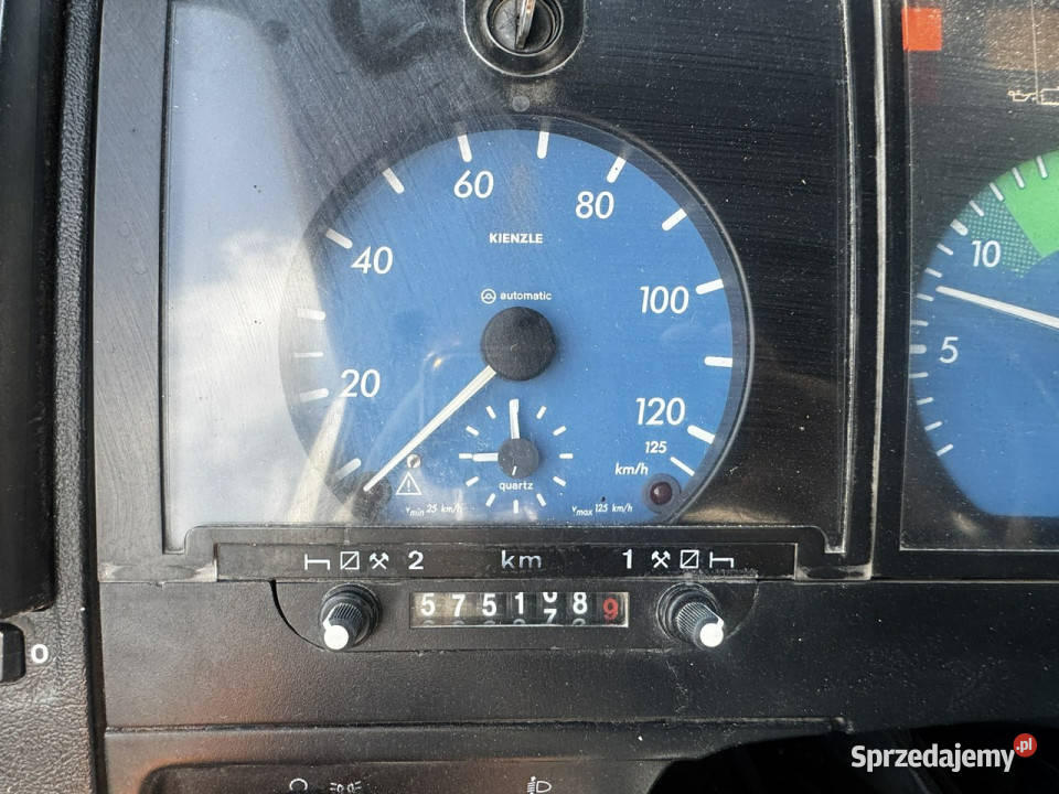 Mercedes Atego MercedesBenz 815 Atego z dźwigiem 570000km Gdów