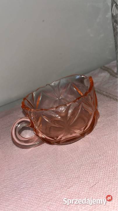 Mlecznik Rozalinowe szkło Porcelana i szkło Gdańsk