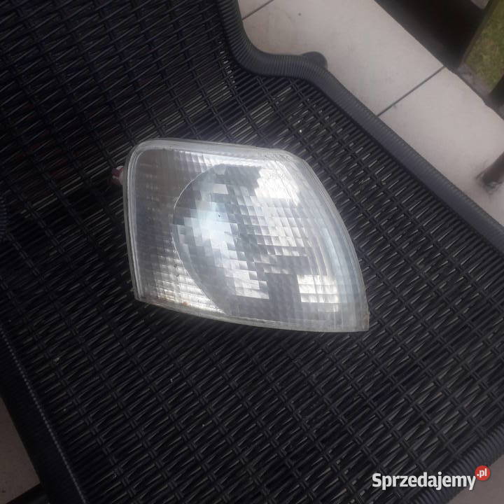 Kierunkowskaz pasażera VW PASSAT B5 przed Lift osobowe Żabno sprzedam