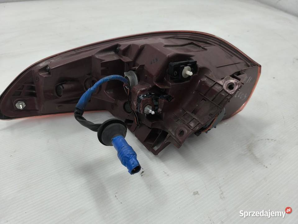 LAMPA LEWY TYŁ INFINITY QX70 FXII 30D