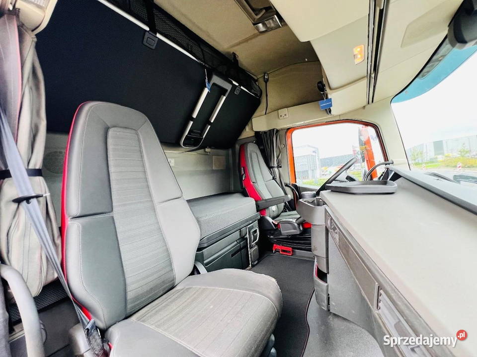 Ciagnik Volvo FH 460 EUR 6 Rok produkcji 2018 mazowieckie Warszawa
