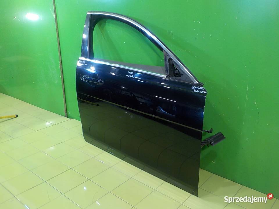 JAGUAR XE 20 D 15r SEDAN 4D drzwi prawe przod Suków