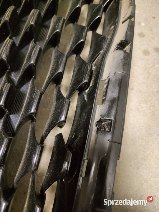 Grill atrapa do Kia Venga lifcie uszkodzona Lublin