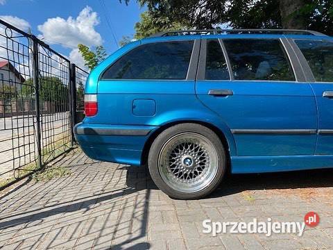 BMW e36 318i touring individual atlantis blue manualna Kielce