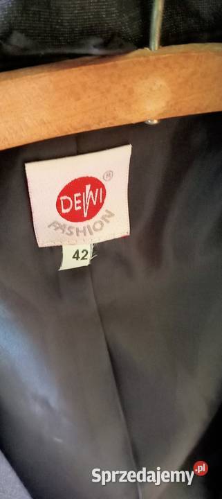 Garnitur damski szary/srebrny Kowalec