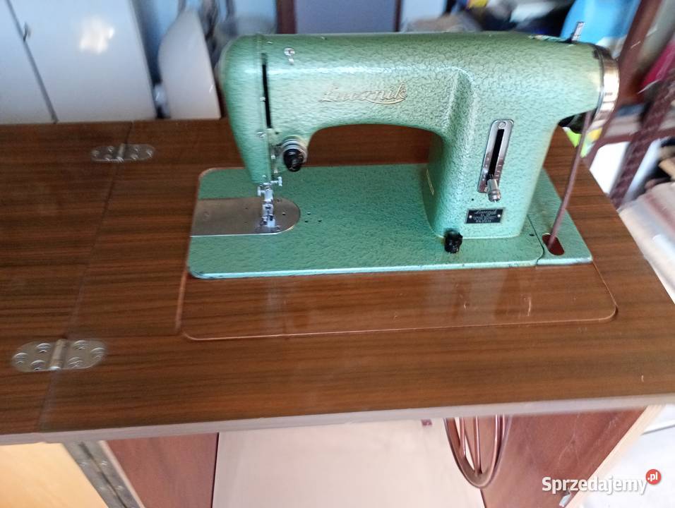 Maszyna do szycia PRL Ostrowiec Świętokrzyski