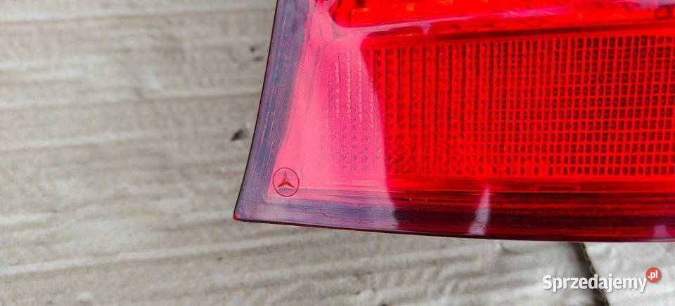 Lampa Tył Prawa Mercedes W211 Lift EKlasa 0609r osobowe