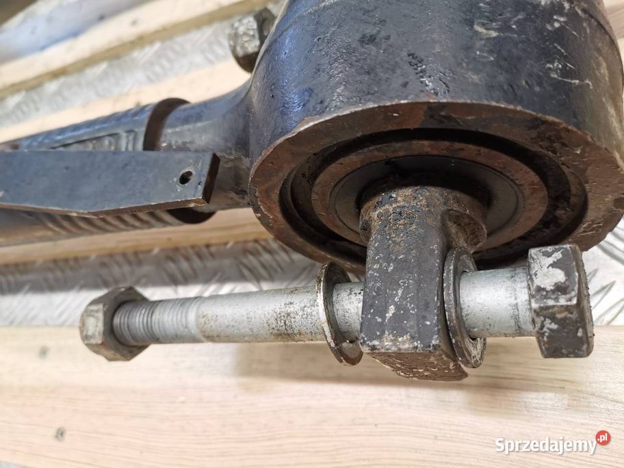 JCB 8250 Fastrac Drążek trzymający oś tylną Wilkowo