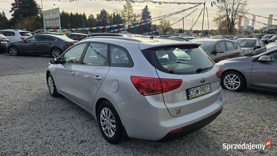 Kia Ceed Salon PolskaOszczędny 45 Samochody osobowe