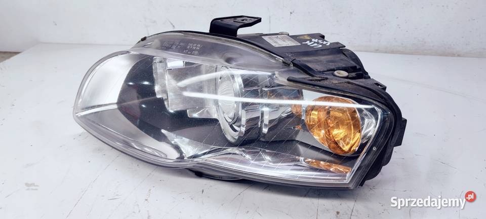 REFLEKTOR LEWY AUDI A4 B7 XENON 8E0941003AN UK Przystajń
