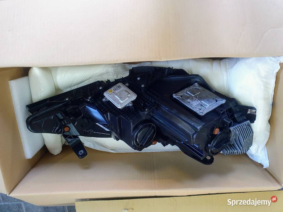Lampy xenon CHRYSLER Pacifica 2019 mazowieckie Warszawa