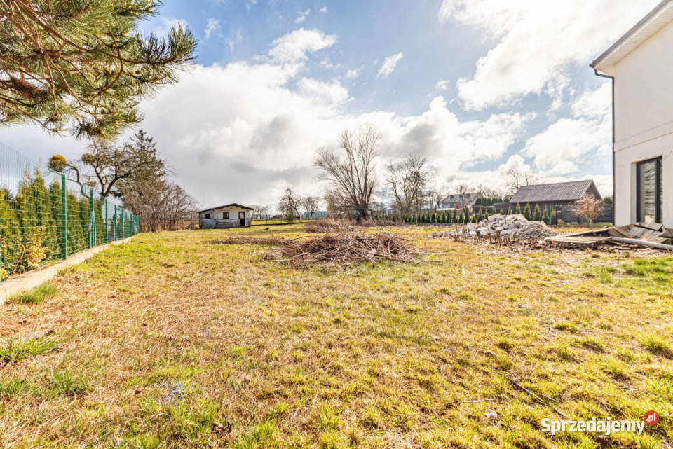 Dom wolnostojący do sprzedania Starzyno 678m2