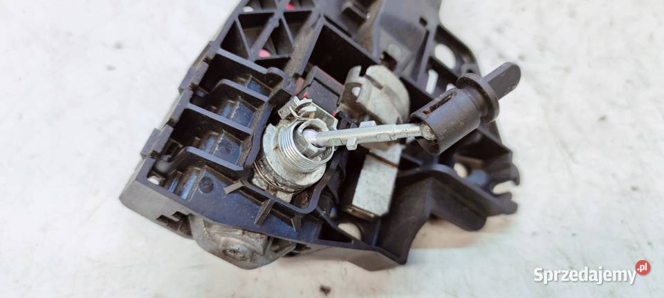 KLAMKA LEWY PRZÓD AUDI A1 A4 A5 Q5 8T1837885 osobowe Przystajń
