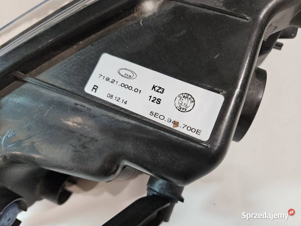 SKODA OCTAVIA III 3 5E0 HALOGEN PRZECIWMGIELNY Międzychód sprzedam