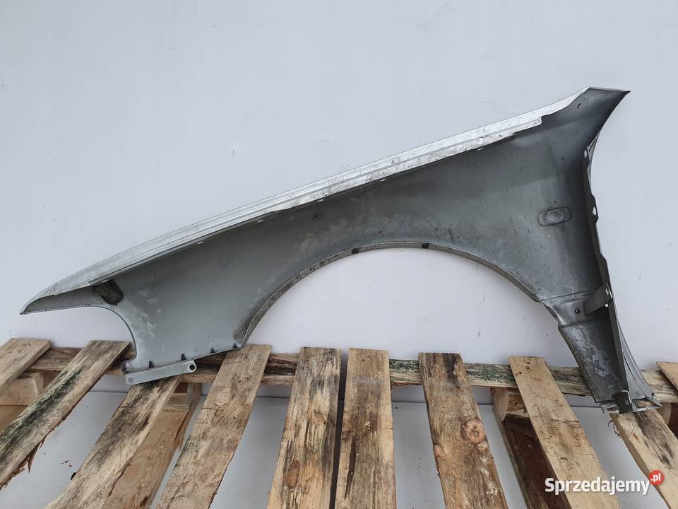 Audi A8 D2 9499r PRZEDNI BŁOTNIK PRAWY PRZÓD