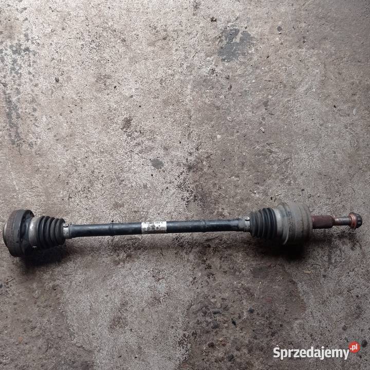 VW T5 19 25 TDI 4X4 PÓŁOŚ PRAWA TYŁ 7H0501202C dostawcze