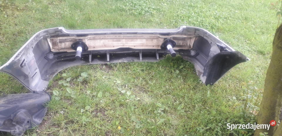 Zderzak tylny BMW Serii 3 E46 Kombi Przed Lift Rok produkcji 2001 Żabno