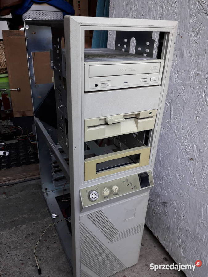 Obudow AT Bigtower retro PC Warszawa