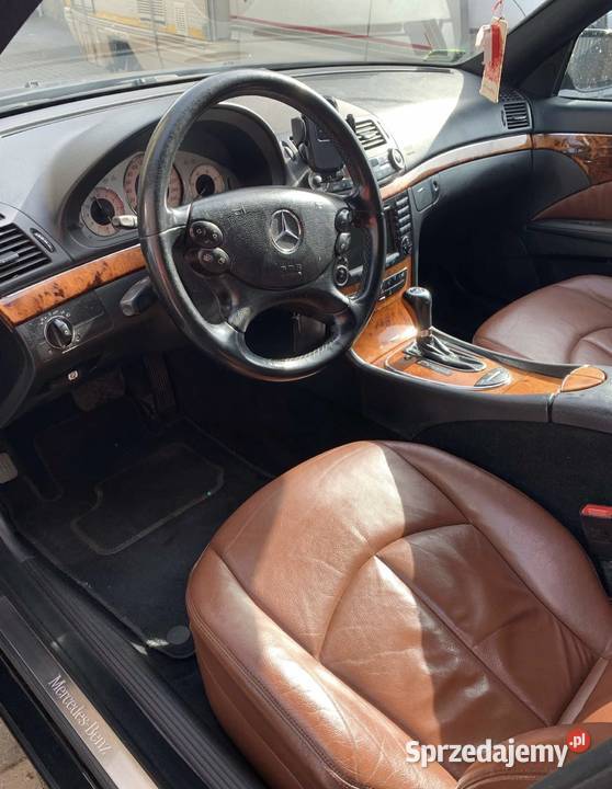 Mercedes E320 CDI Klasa E Buk