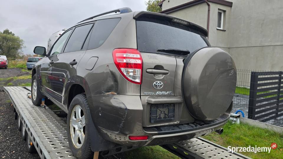 Toyota Rav4 24 Vvti 197 bez korozji nowe opony automatyczna Częstochowa