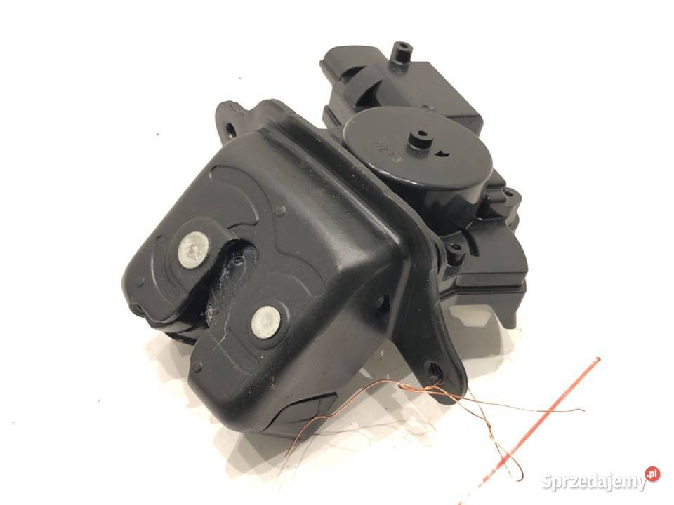 ZAMEK KLAPY TYŁ TOYOTA CHR Hatchback