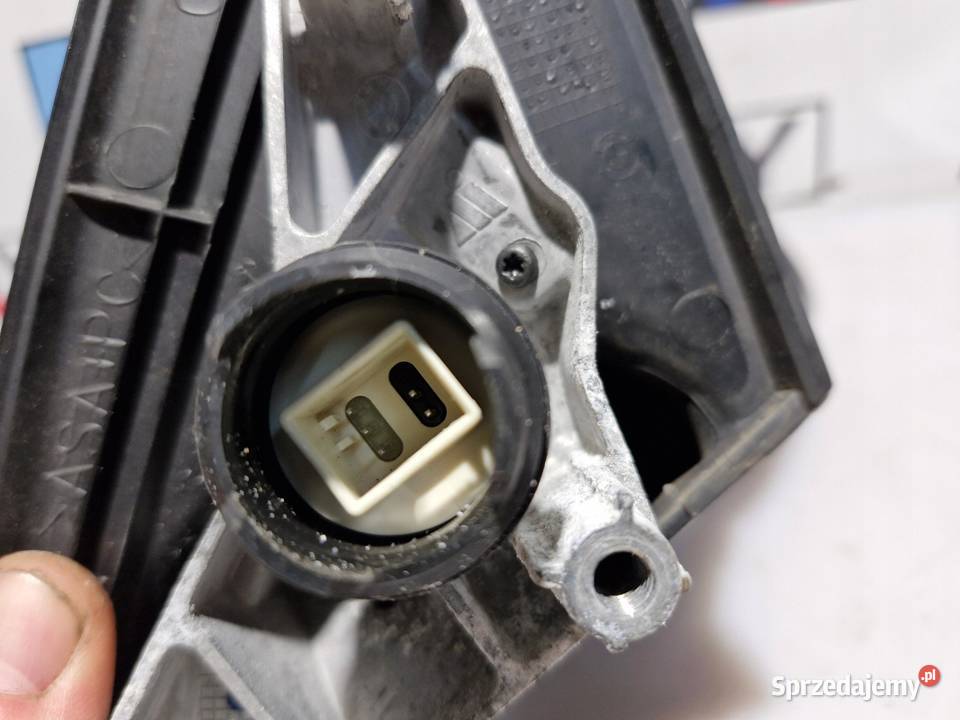 BMW 3 E90 E91 LCI LUSTERKO PRAWE 5PIN EUROPA osobowe dolnośląskie