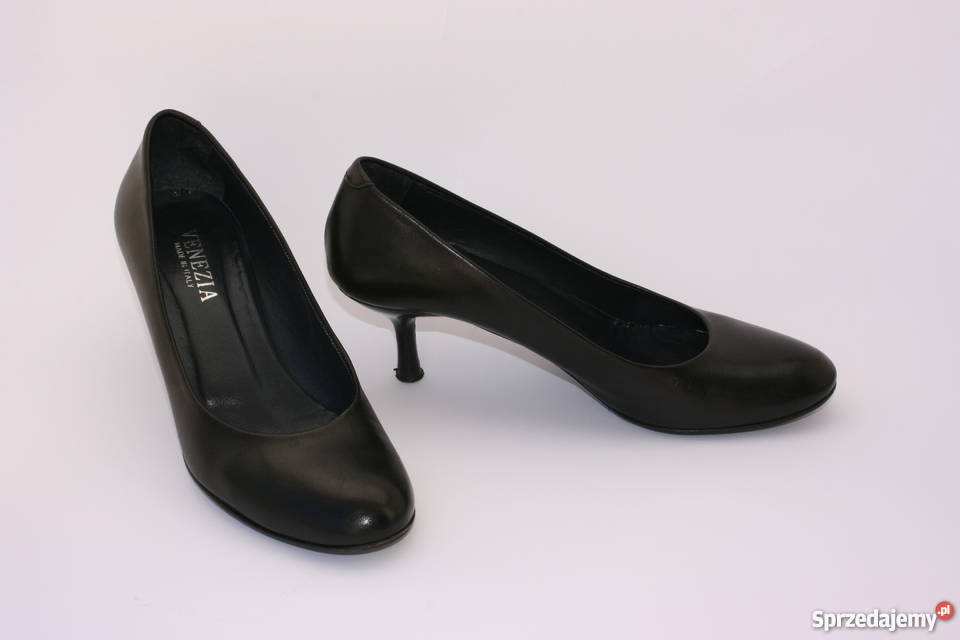Czarne skórzane buty na obcasie 38 Gdańsk