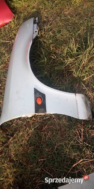 Błotnik przedni prawy FORD FIESTA 9902 srebrny wielkopolskie Margonin