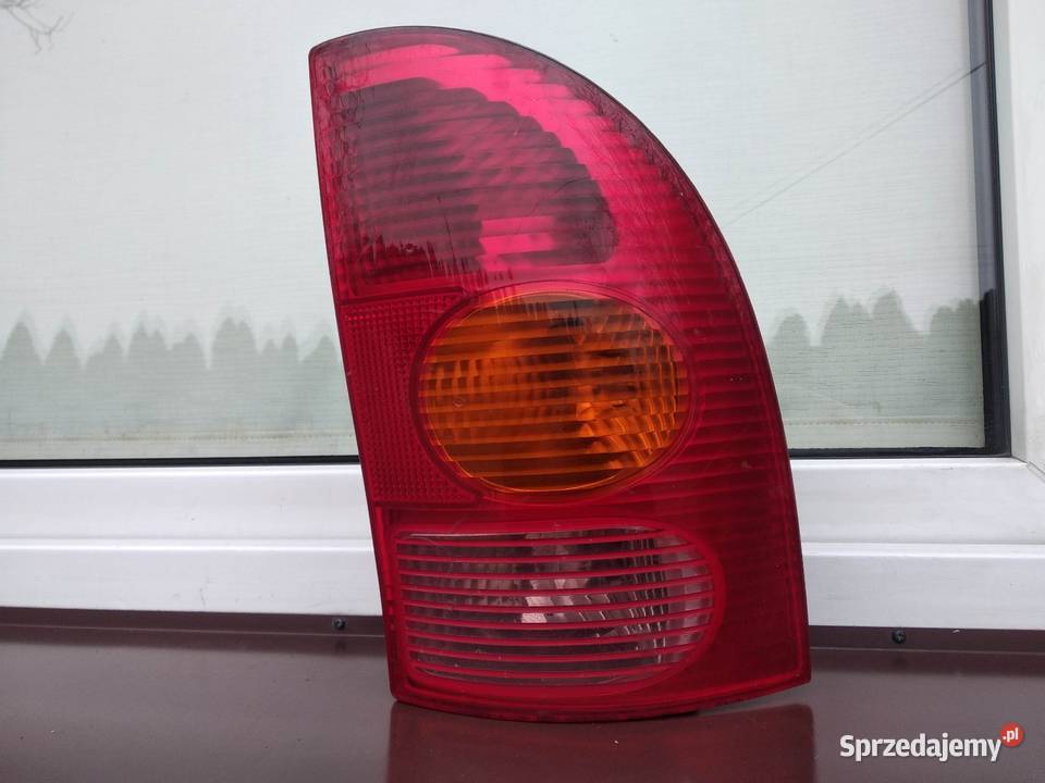 Renault Megane I 1 kombi lampa tył tylna prawa osobowe Sieradz