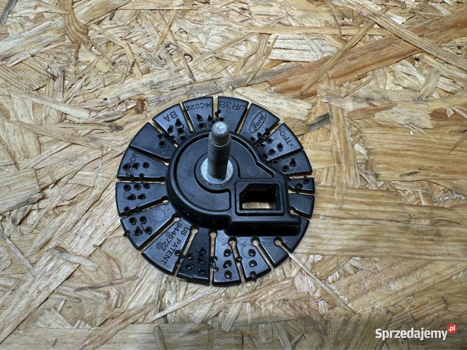 Uchwyt mocowanie zderzaka przód mustang Mache wielkopolskie