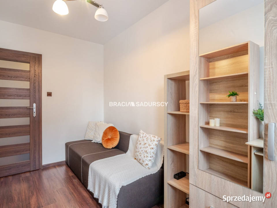 Mieszkanie Kraków Rydlówka 4584m2 3pokojowe pustak Sprzedaż