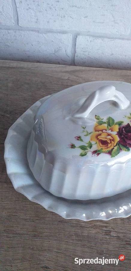 Porcelanowa maselnica prl Przedbórz