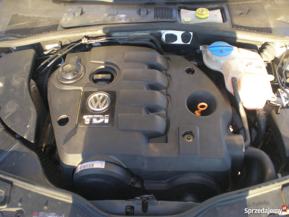 vw passat 19tdi 4motion bialymodnyzadbany 2004 światła przeciwmgłowe lubelskie Sawin sprzedam