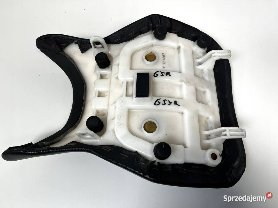 SUZUKI GSR 750 1116 Siedzenie Fotel Kanapa