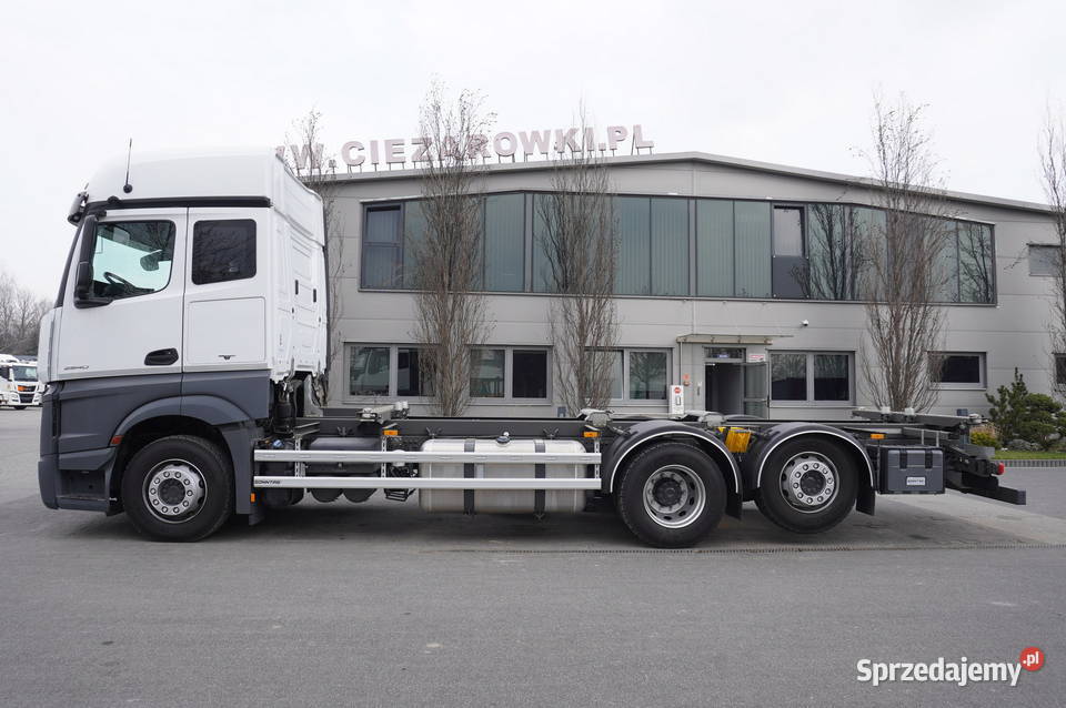 MercedesBenz Actros 2540 6x2 10 Kabina 5 Kraków