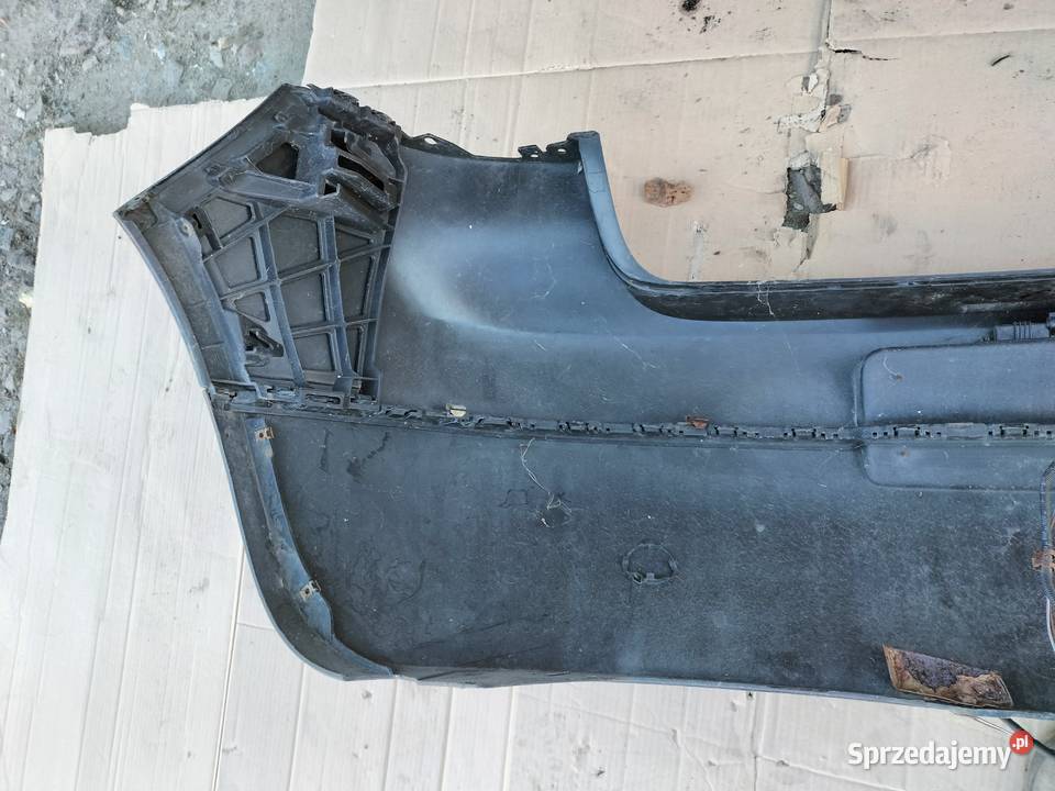 VW GOLF V 5 1K6807421 ZDERZAK TYLNY TYŁ osobowe lubelskie